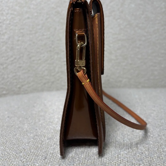 Authentic Pre-Owned Louis Vuitton Monogram Vernis Pochette Bronze - Picture 6 of 9